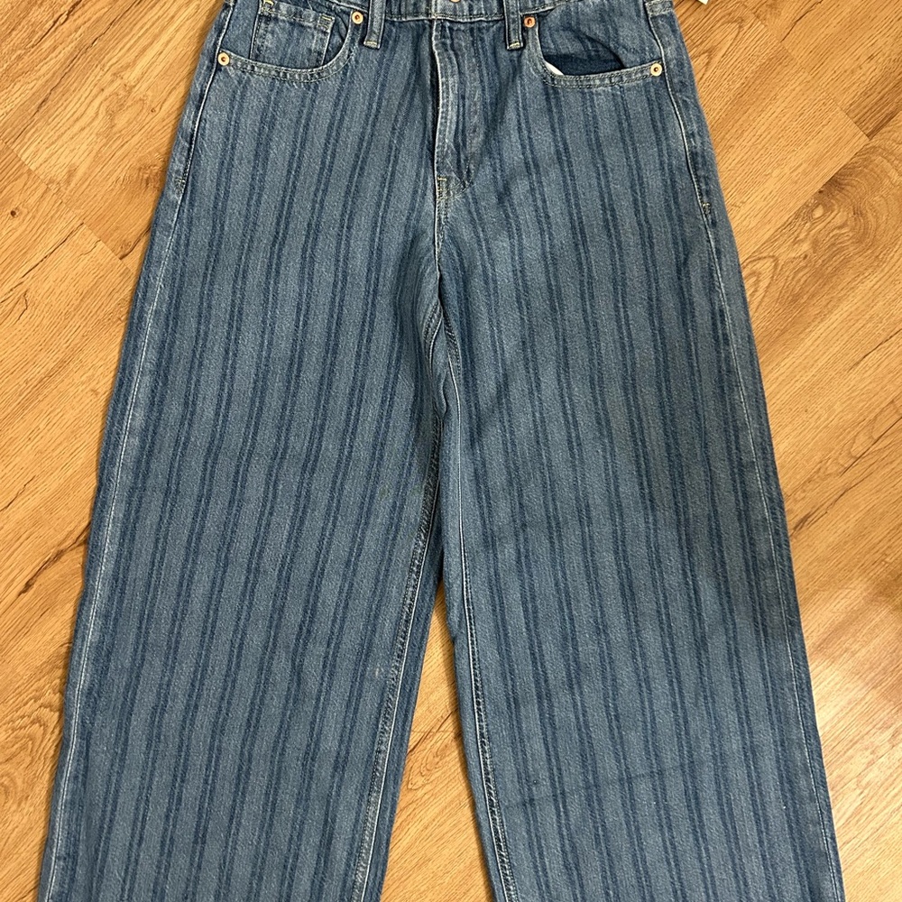 GAP Blue Vertical-Stripe Wide Leg Jeans - Picture 3 of 5